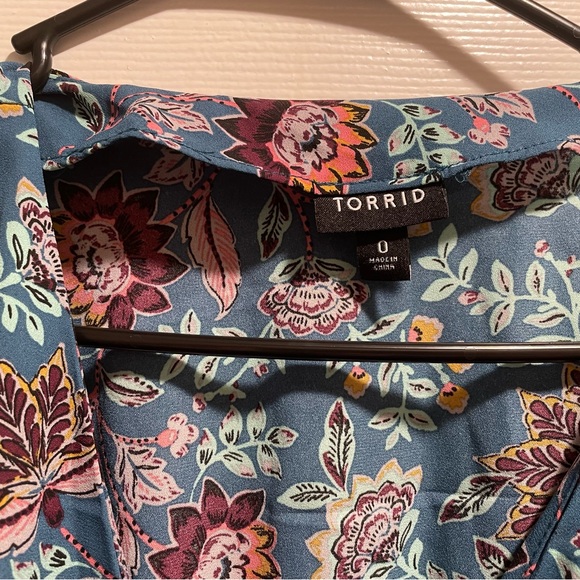 Torrid Wrap Tunic Blouse - Picture 4 of 5